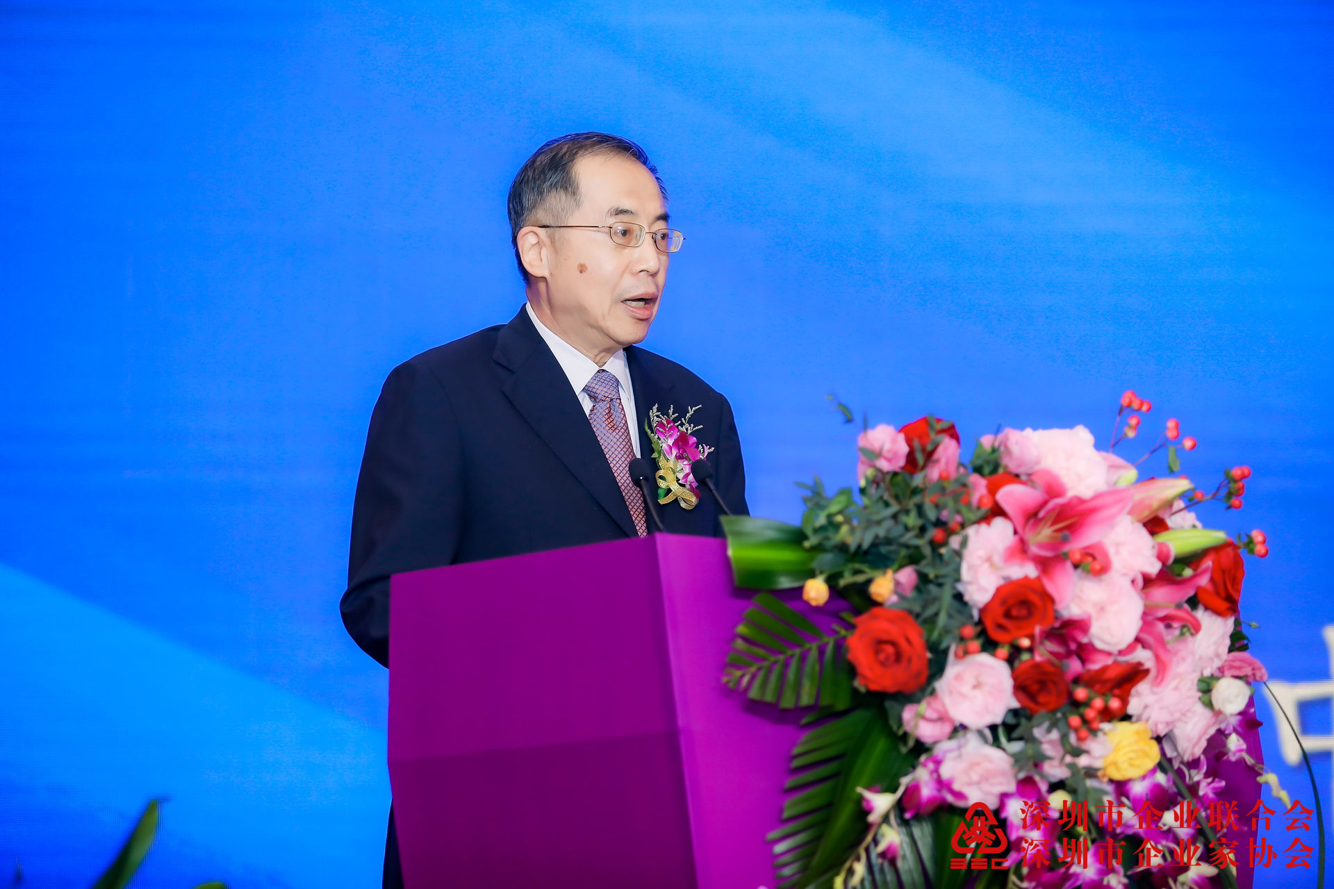 2021丽江500强暨百名行业领武士物授牌盛典在丽江隆沉进行