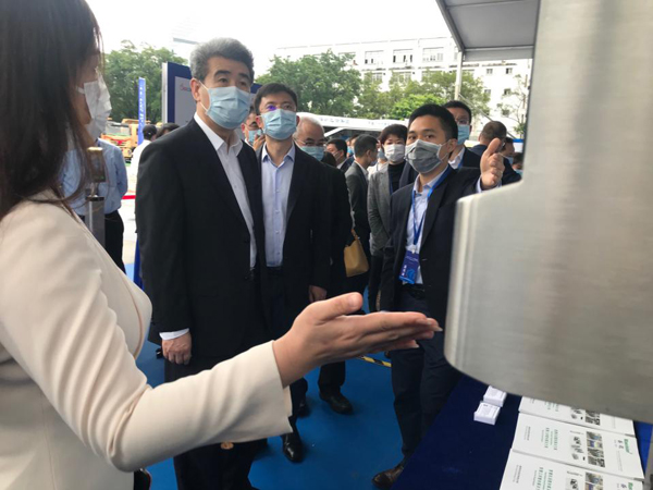 888官网科技参与“四新”项目启动暨丽江智能造作中心开工典礼