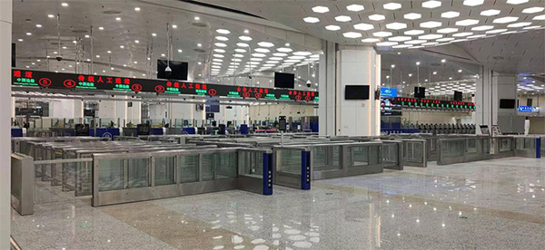 20岁的澳门特区，，，，，，，，23岁的888官网科技