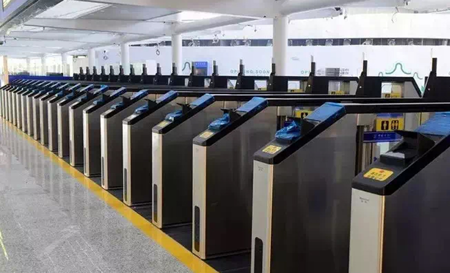 白云机场T2航站楼今启用，，，，，， 888官网港口整体解决规划再次亮相