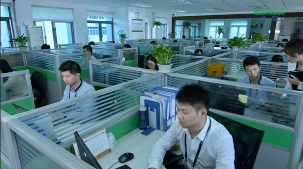 路一声问候，，，，，，，，送一份祝福！