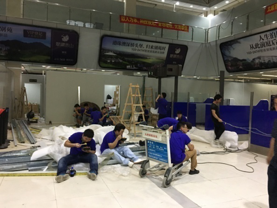 抢建遭台风沉创的九洲港口岸，，，，，888官网科技义不容辞！