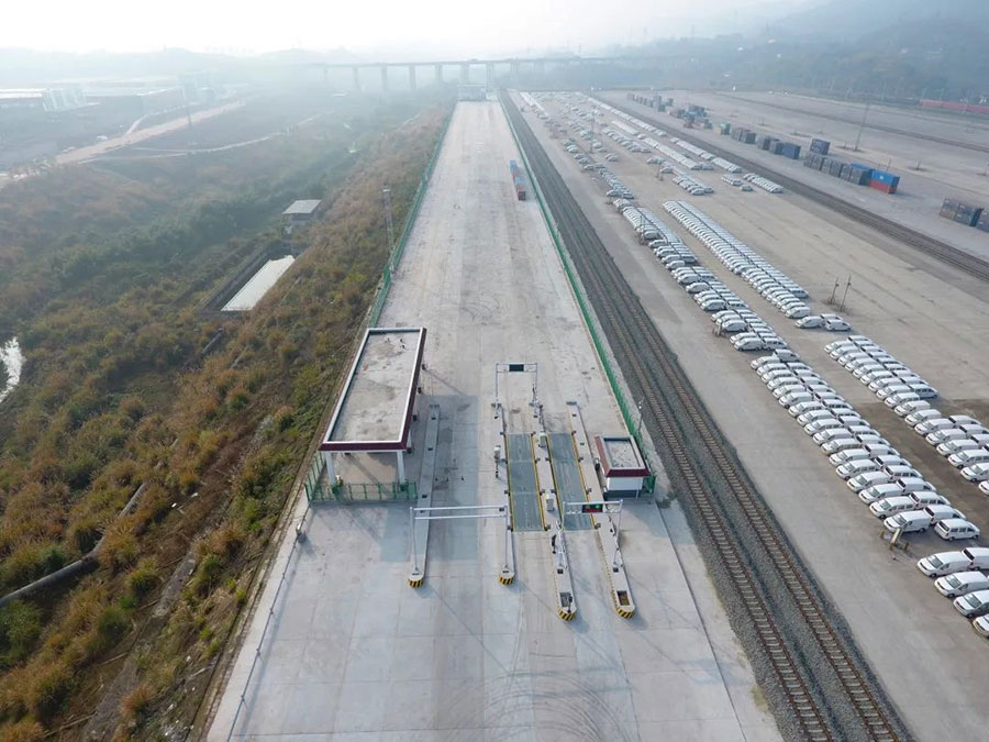 888官网科技全力保险全国港口有序盛开